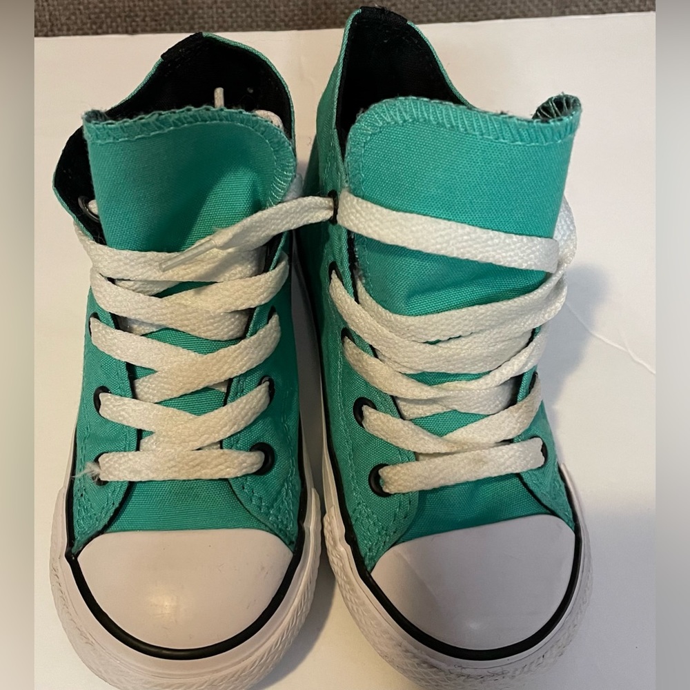 Converse Infant/Toddler's Chuck Taylor All Star Hi Fashion Shoe Light Size 9